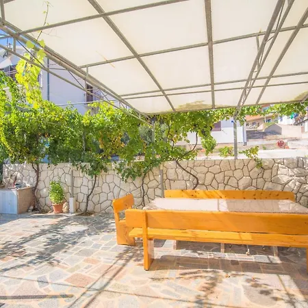 Apartment Jadranka