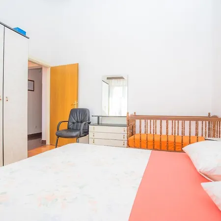 Lägenhet Jadranka Primošten