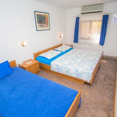 Jadranka Apartment *