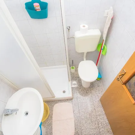 Jadranka アパート *