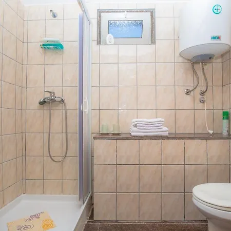 Apartment Jadranka Primosten