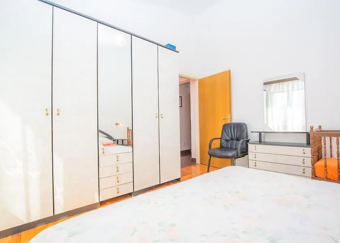 Jadranka * Primošten